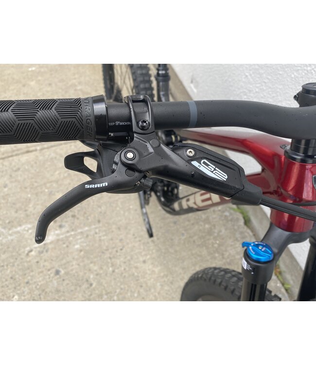 2022 Trek Fuel EX Alu custom build Fox 34 NX eagle G2 Red and Black Small roues 27.5po