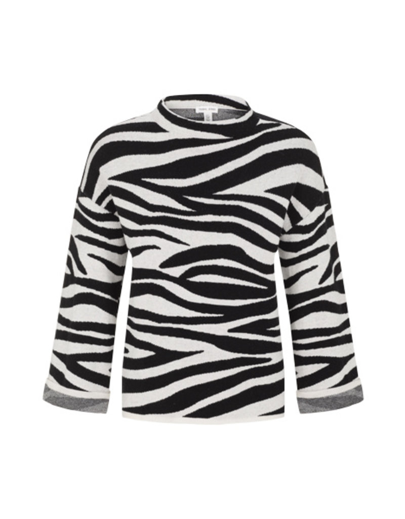 TRIBAL ZEBRA PRINT LIGHT SWEATER