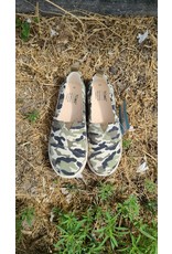 YOUTH OLIVE CAMO PRINT SHOE