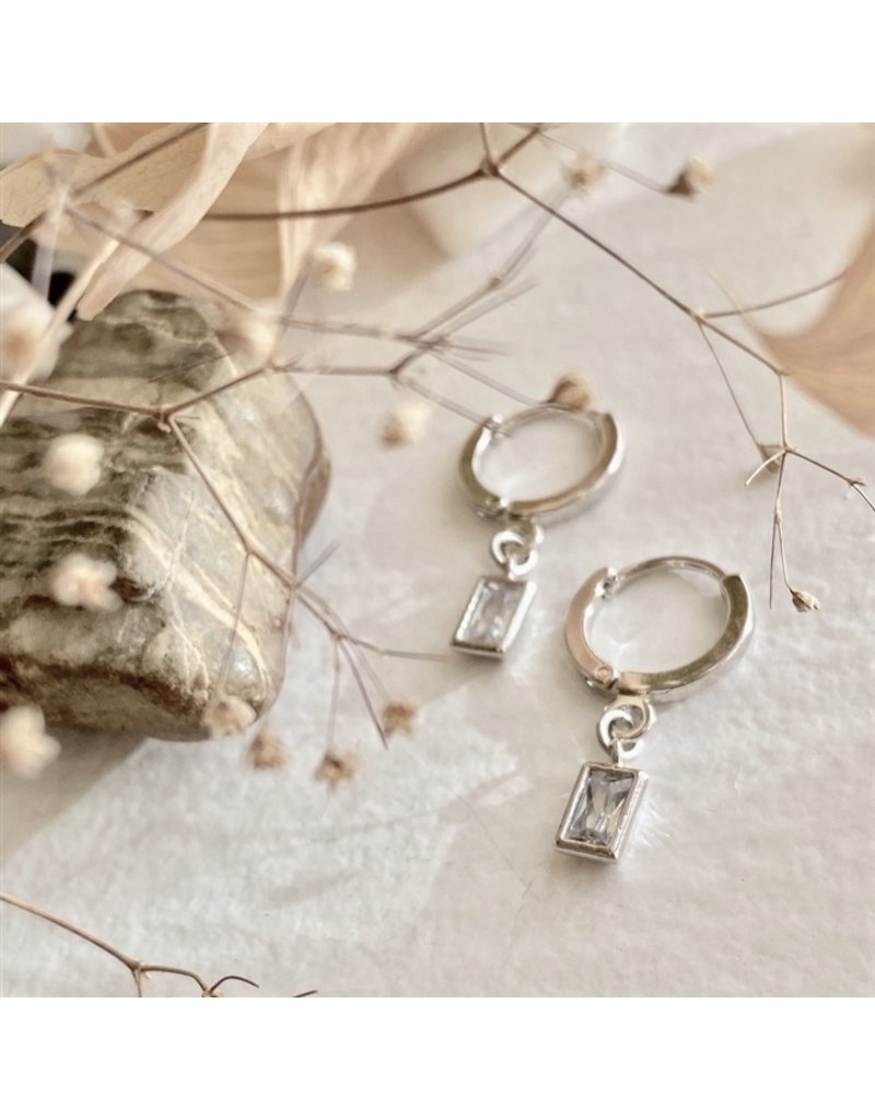 PIKA & BEAR CHESHIRE BAGUETTE GEM HOOP EARRING