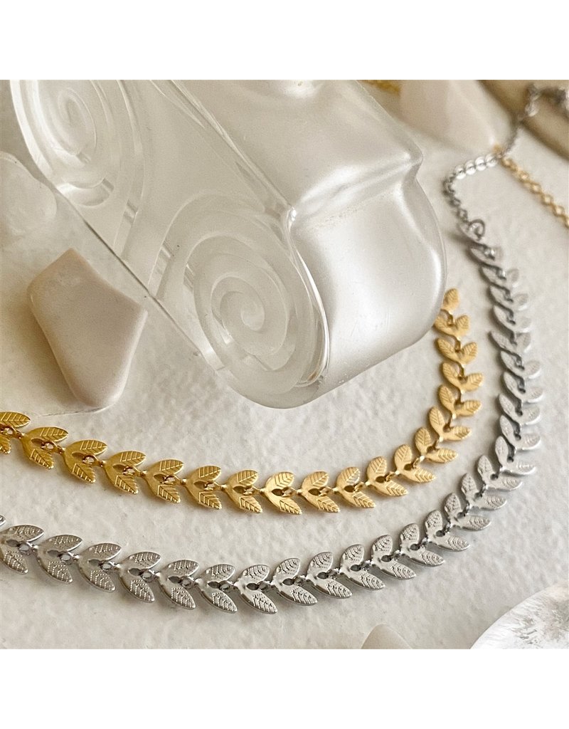 PIKA & BEAR LAUREL LEAF CHAIN NECKLACE