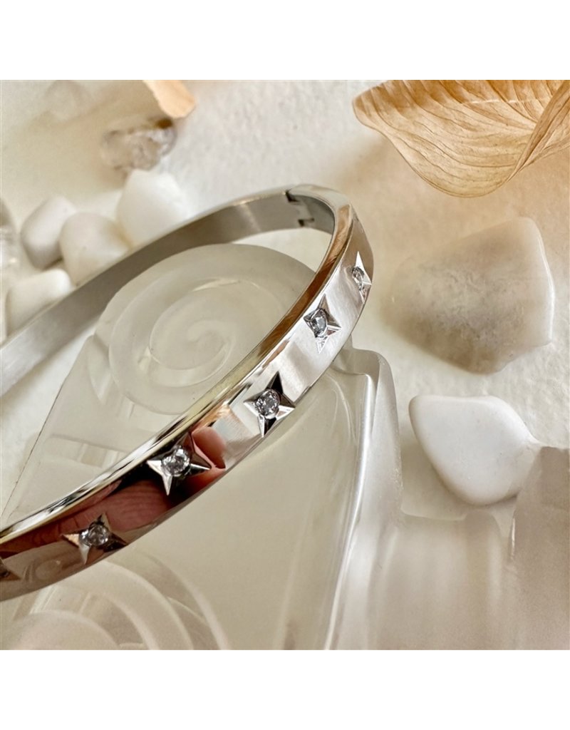 PIKA & BEAR LASCAUX ZIRCON STAR BANGLE