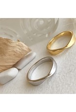 PIKA & BEAR MOEBIUS TWISTED VERMEIL  RING
