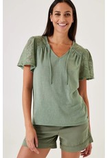 LACE DETAIL GREEN TEE