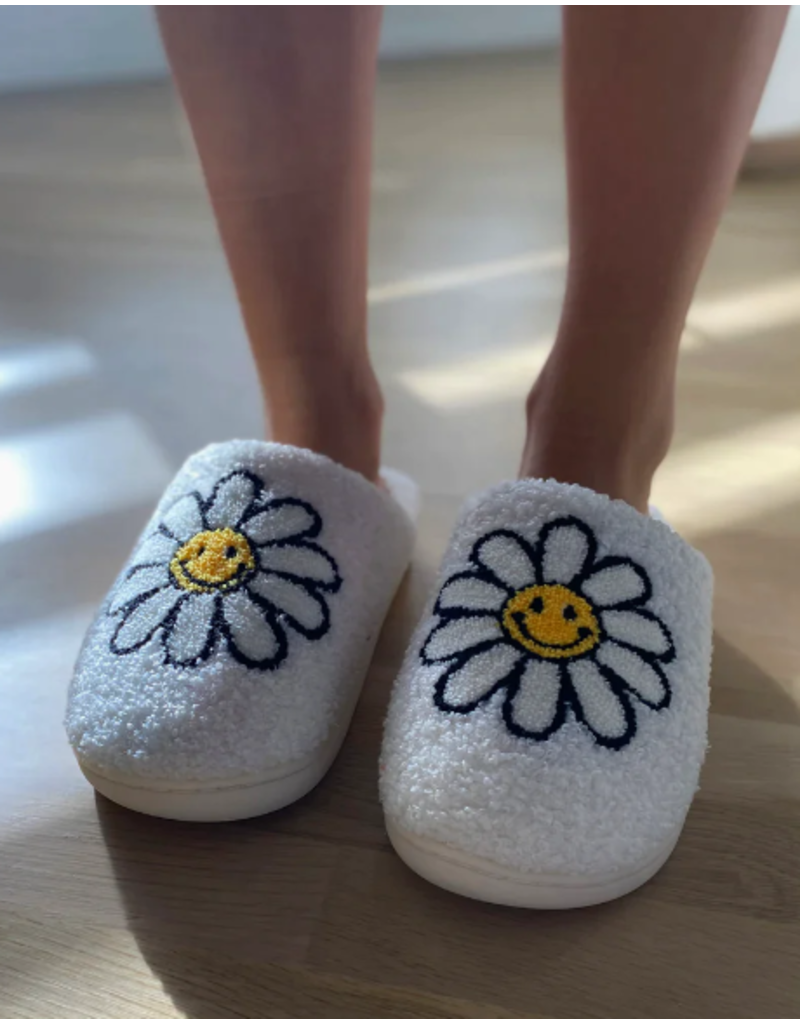 PLUSH SLIPPERS