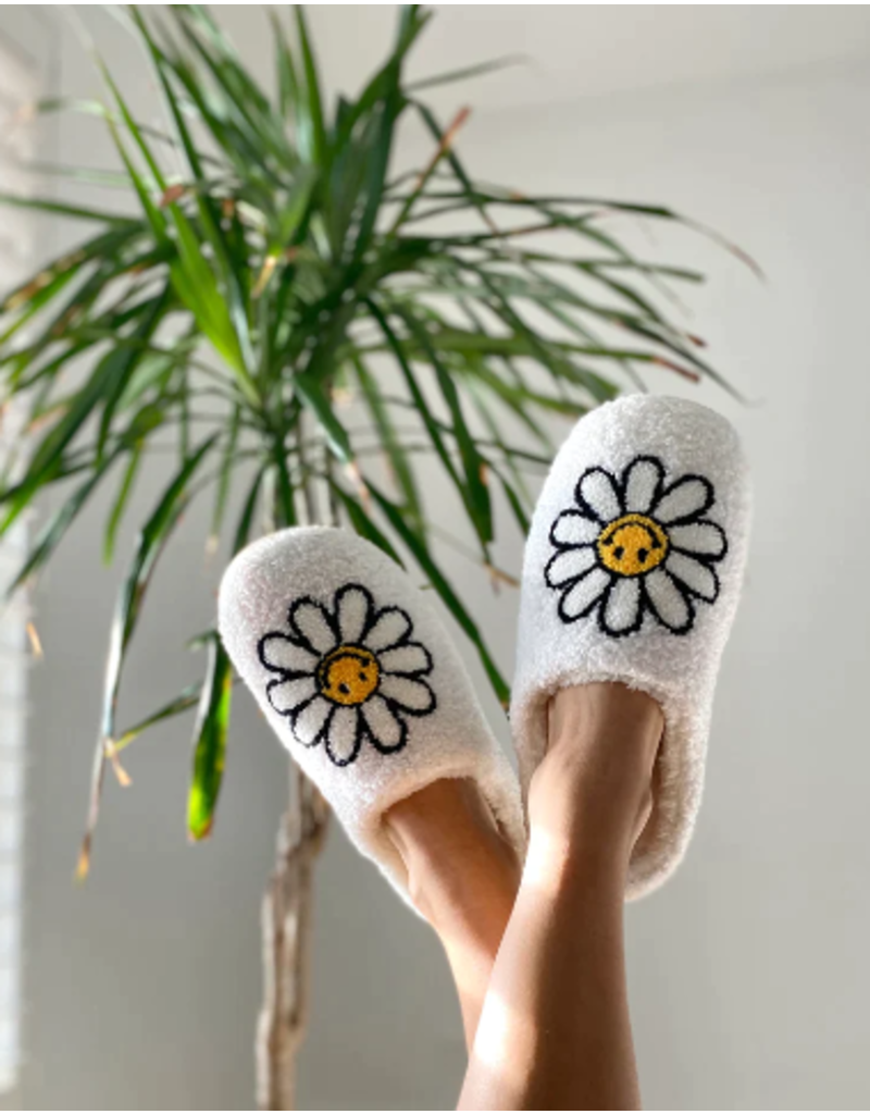 PLUSH SLIPPERS