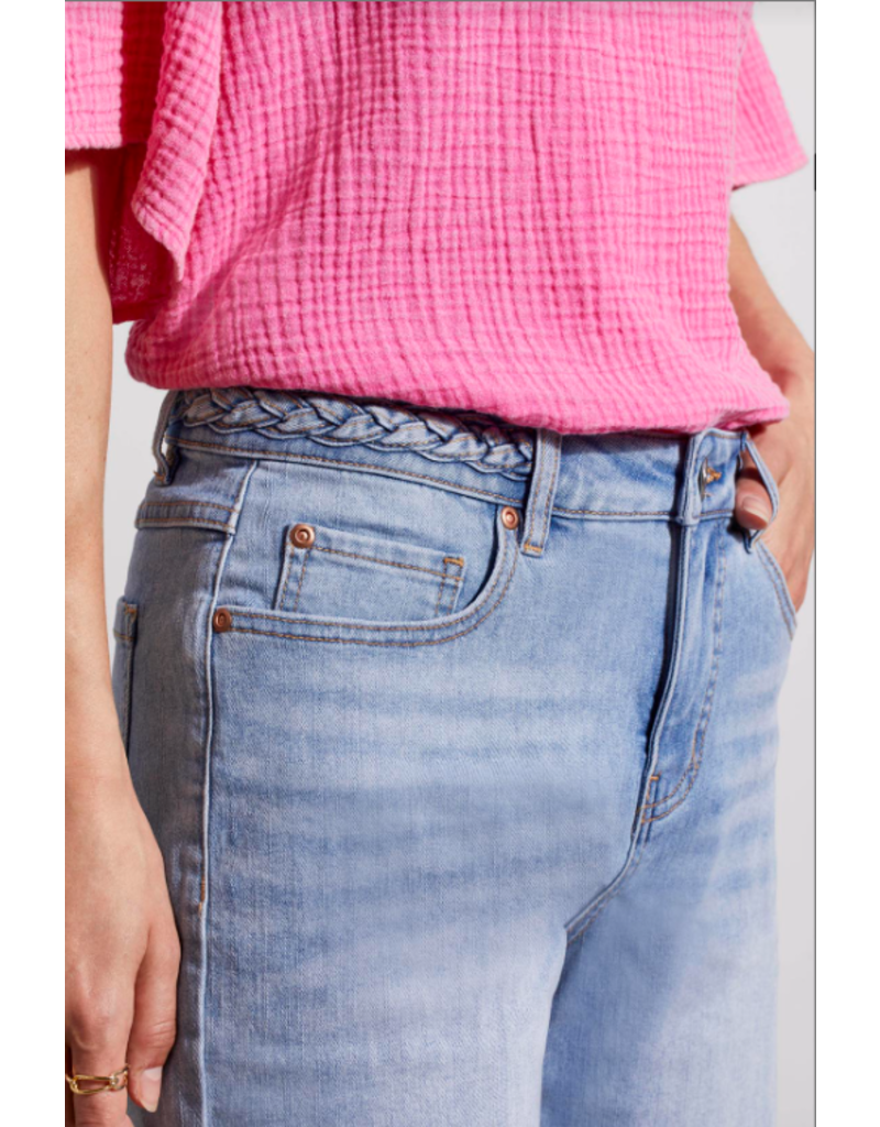 TRIBAL AUDREY GIRLFRIEND DENIM SHORT