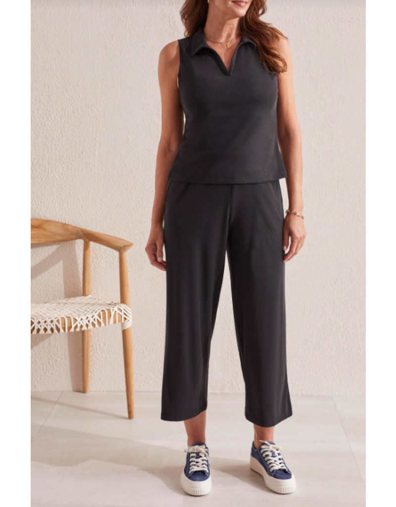 TRIBAL SLVLESS POLO TOP