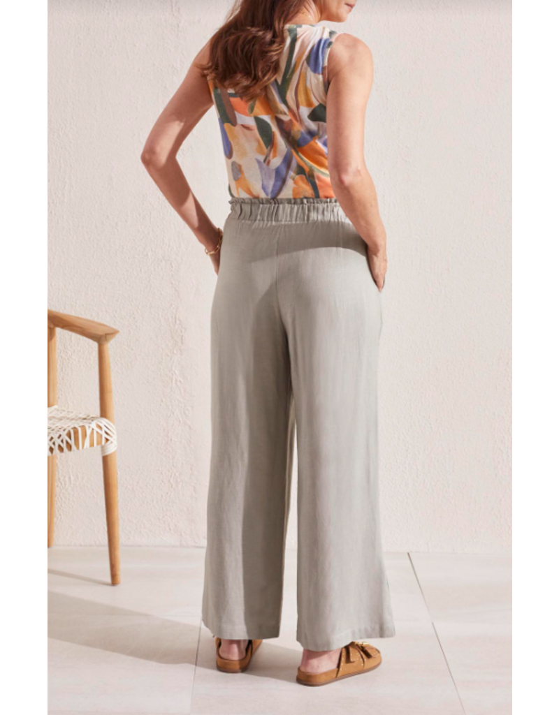 TRIBAL SLVLESS TOP W/ DOUBLE FRILL