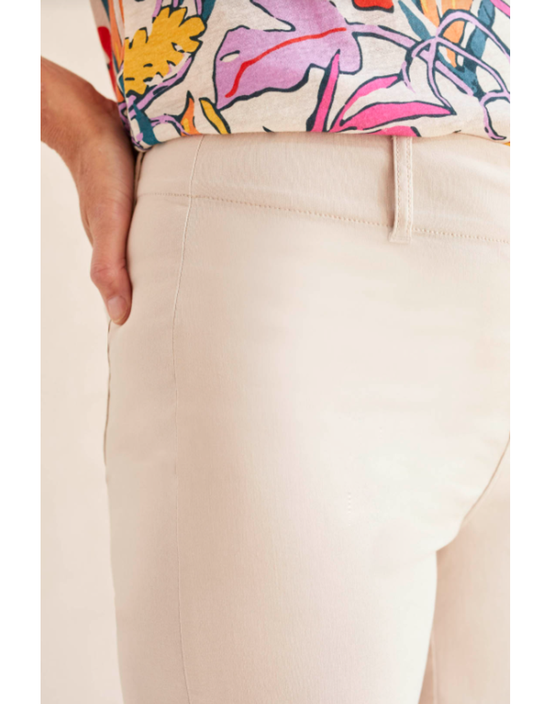 TRIBAL HIGH RISE CAPRI