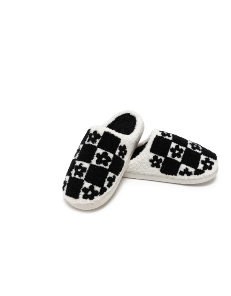 PLUSH SLIPPERS