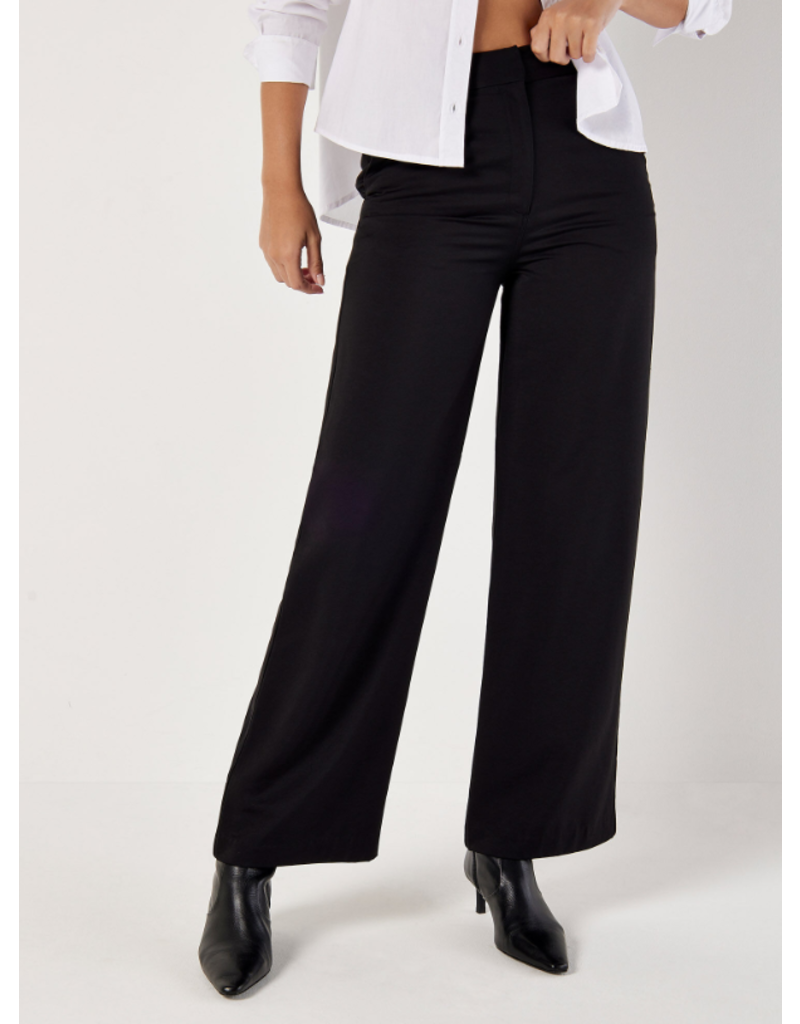 TAILORED STRAIGHT LEG PANT