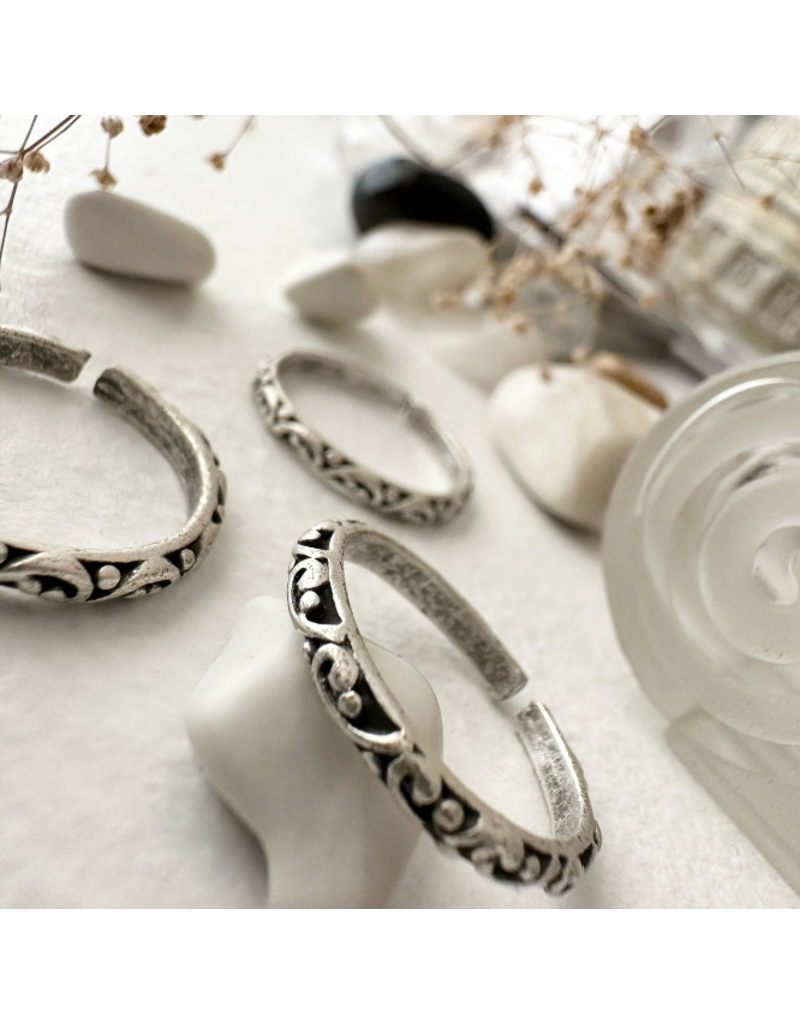 PIKA & BEAR ROCOCO ANTIQUE FILIGREE RING