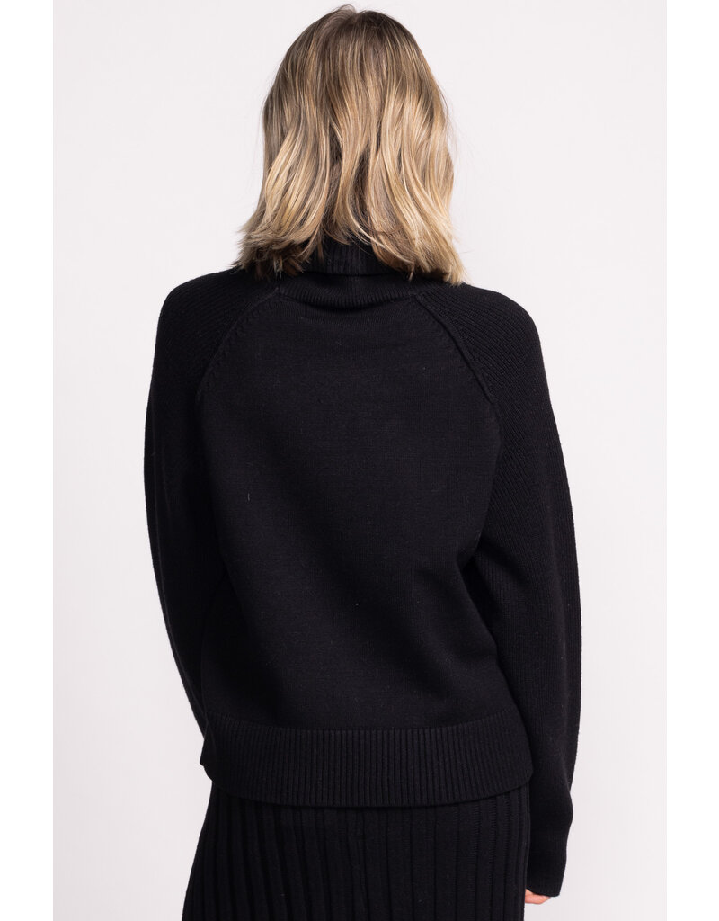 SADIE BLACK SWEATER