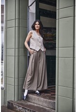 ABIGAIL SHORT VEST