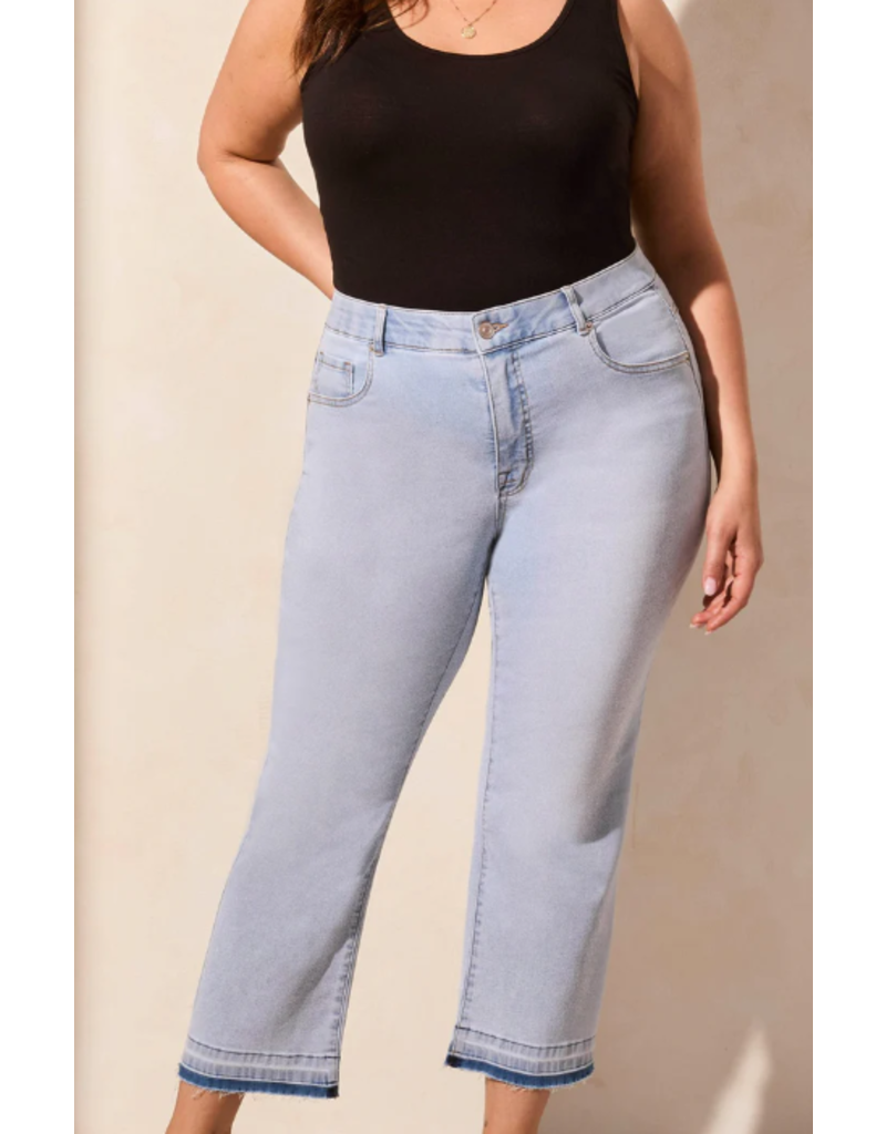 TRIBAL SOPHIA CURVY MICRO CROP JEAN
