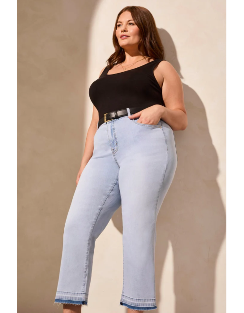 TRIBAL SOPHIA CURVY MICRO CROP JEAN