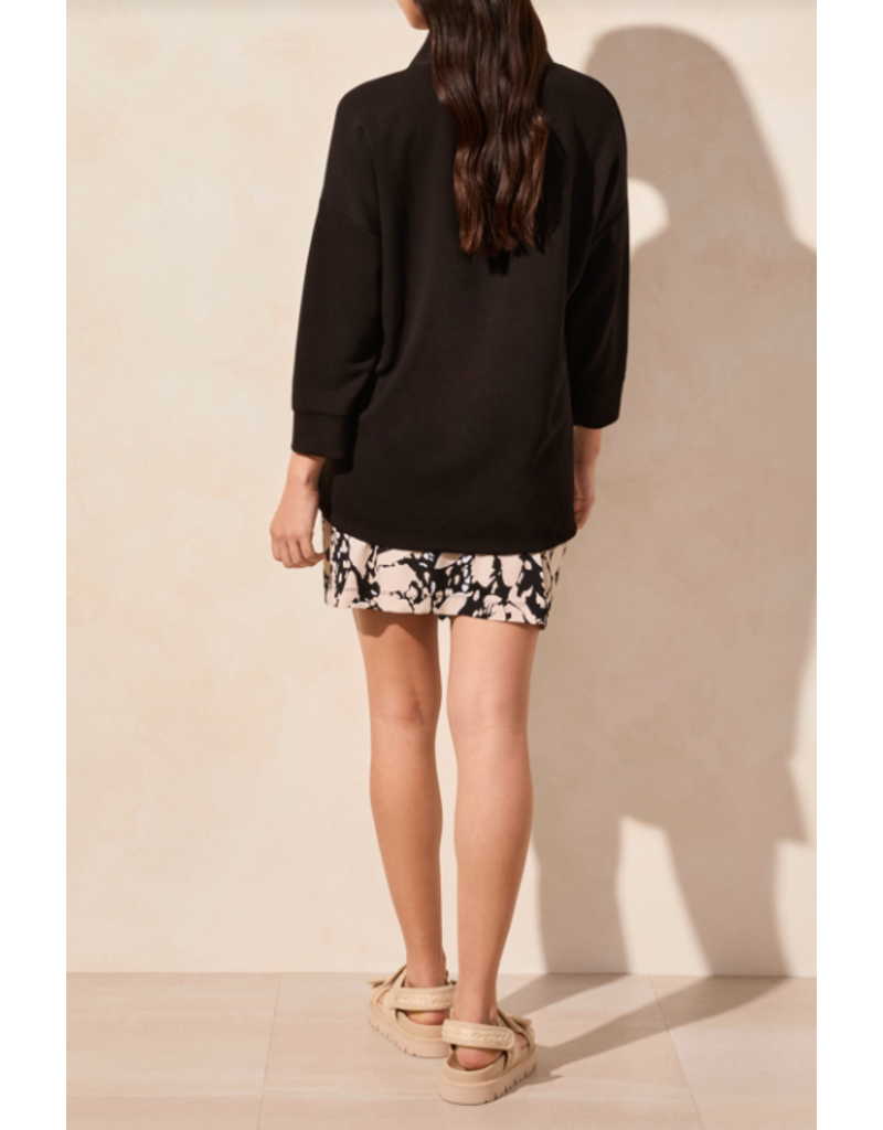 TRIBAL 3/4 SLV TOP w/1/4 ZIPPER