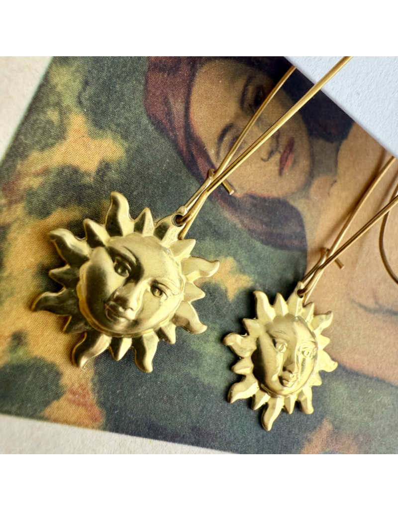 PIKA & BEAR SURYA SUN FACE EARRINGS