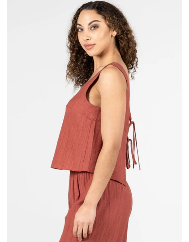 C'EST MOI TERRA COTTA TIE BACK CRINKLE TANK