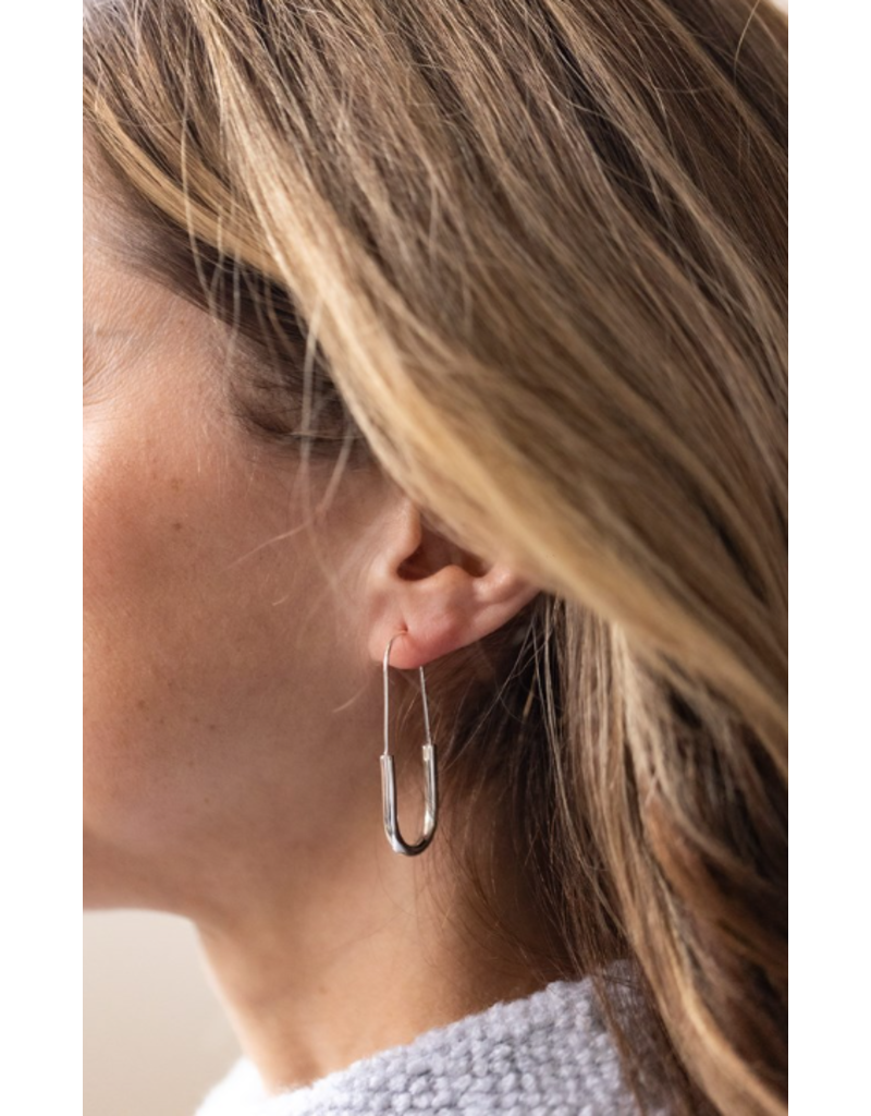 GLEE CLEO HOOPS