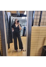 BLACK ROMPER WITH FLUTTER SLEEVE