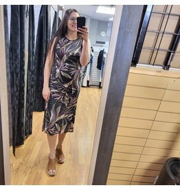 TRIBAL LINED FRONT SLIT MAROON DRESS