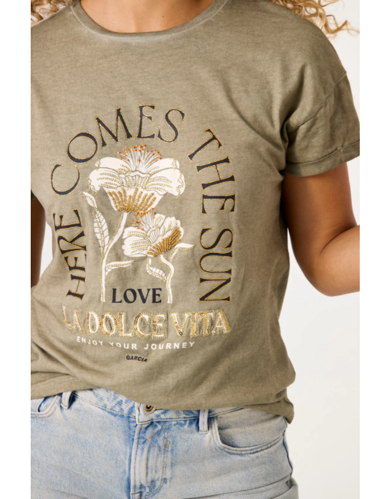 GRAPHIC T SHIRT - HERE COMES THE SUN