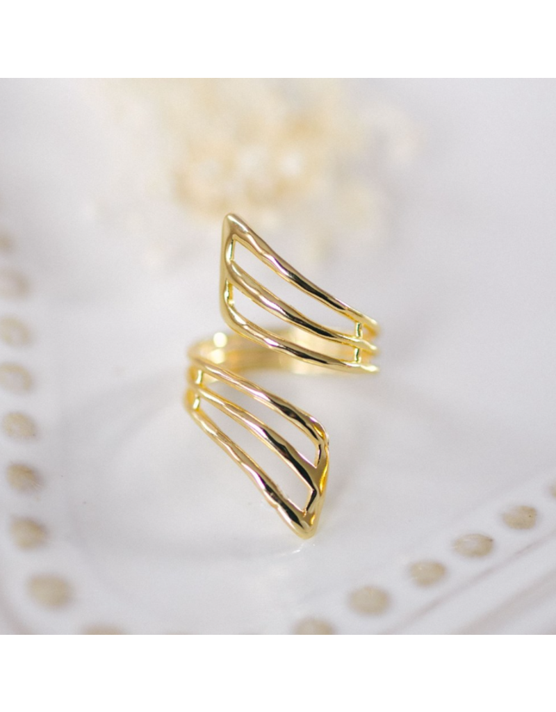 GLEE SINUOUS RING