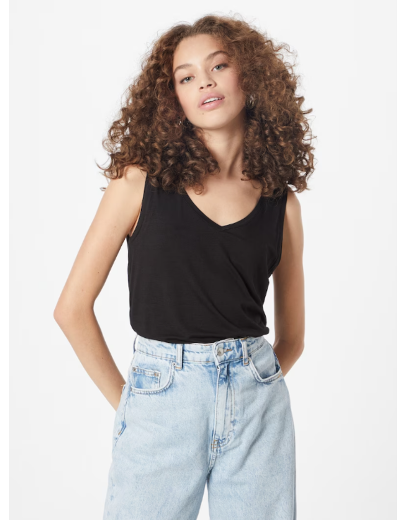 CULTURE POPPY TANK TOP V-NECK
