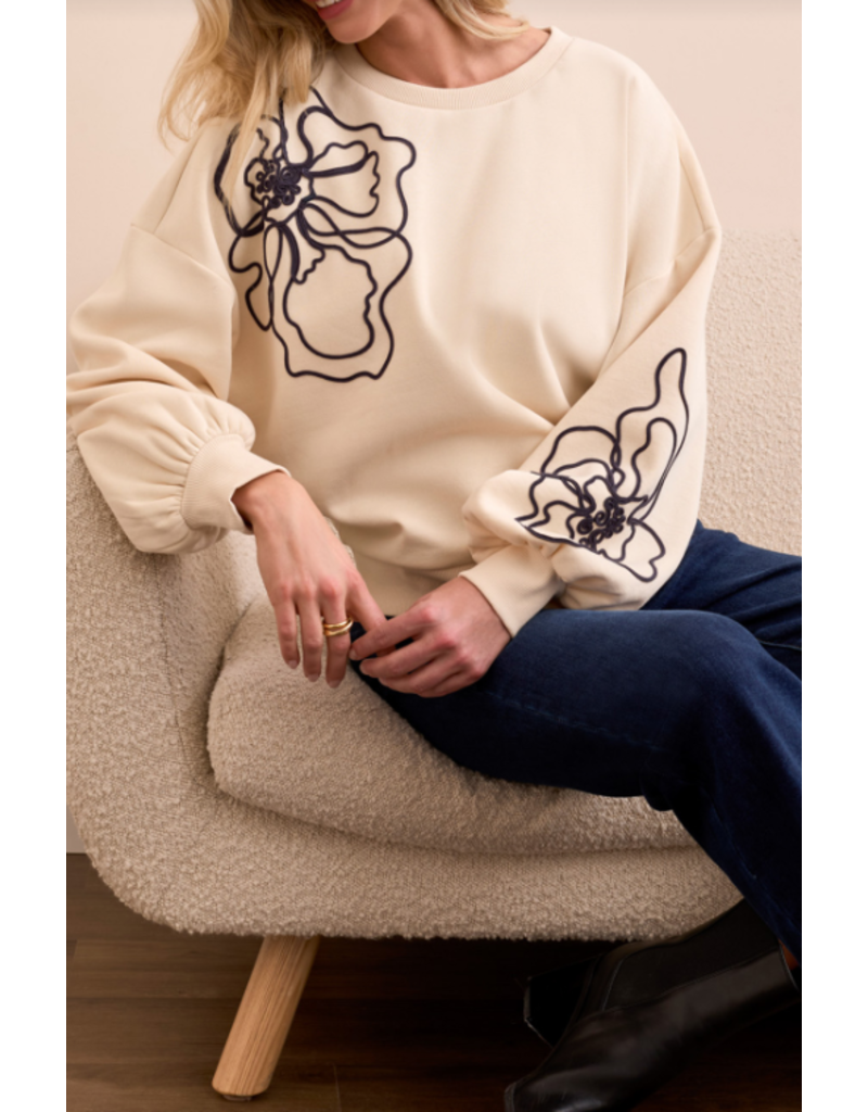 TRIBAL SWEATSHIRT w/EMBROIDERY MOONSTONE