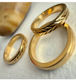 PIKA & BEAR SHEAF LAUREL RING