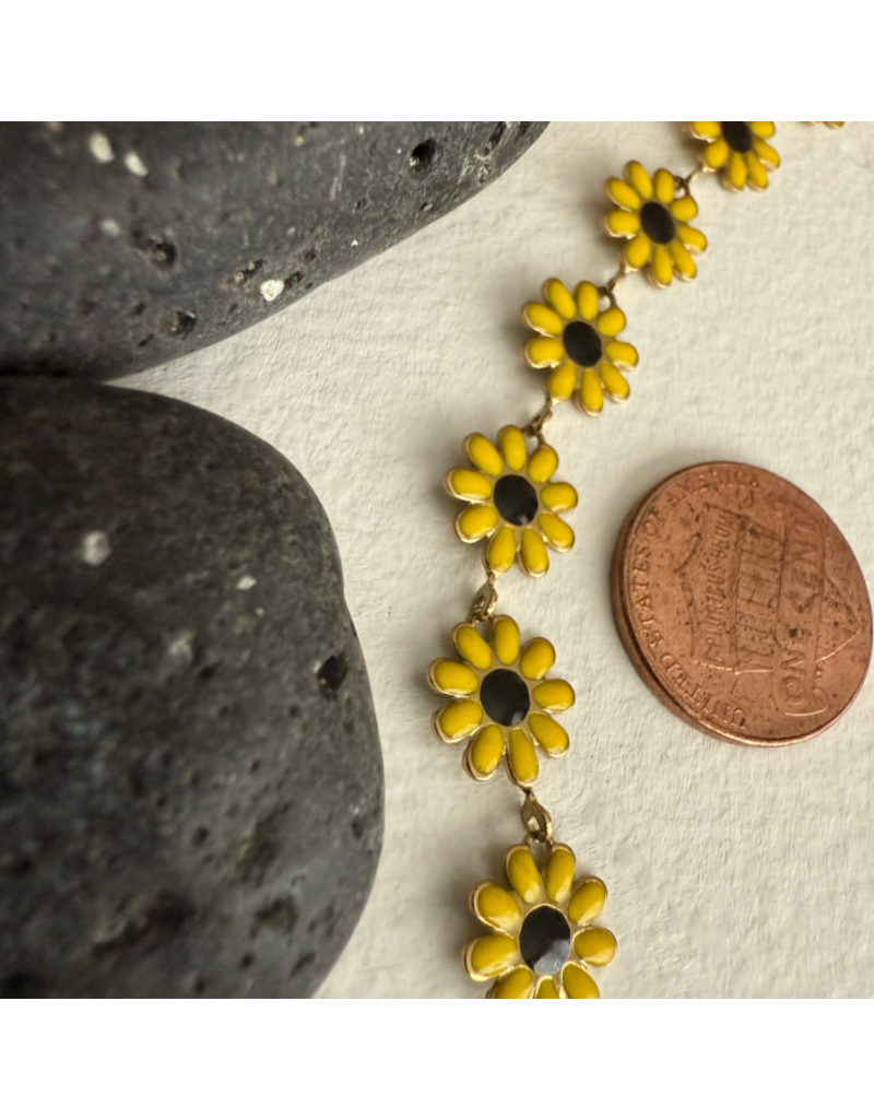 PIKA & BEAR BROWN EYED SUSAN FLOWER CHAIN