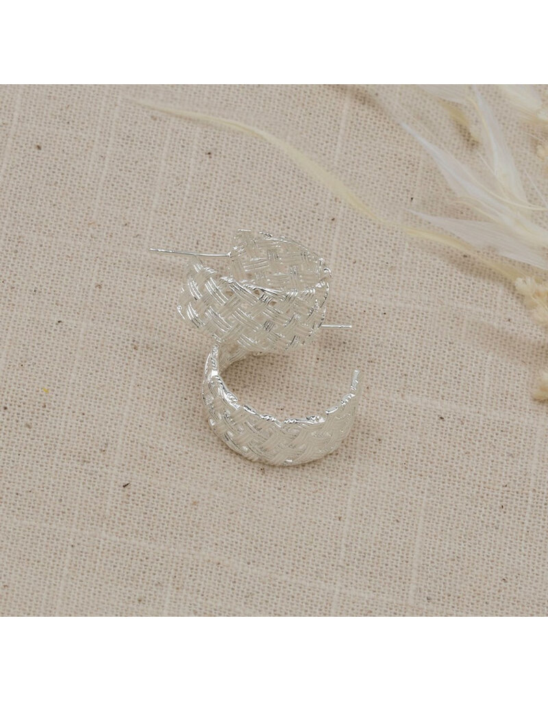 GLEE CRISS CROSS HOOPS