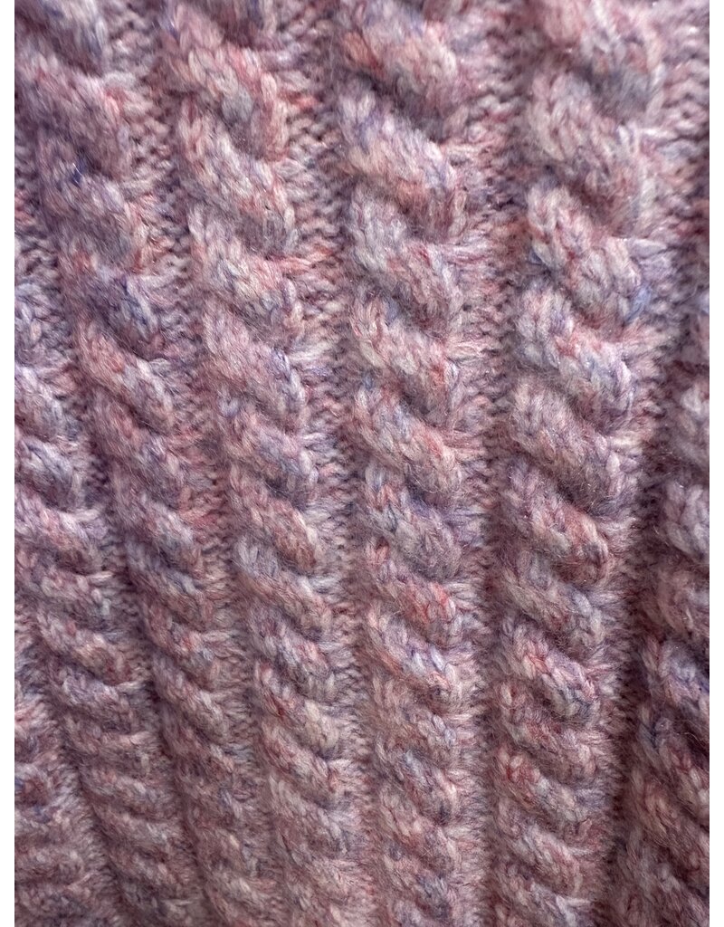 V NECK CABLE KNIT LILAC SWEATER