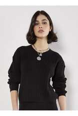 BATWING SWEATER BLACK