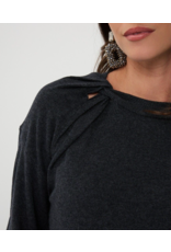 SWEATER W. TWISTED KNIT