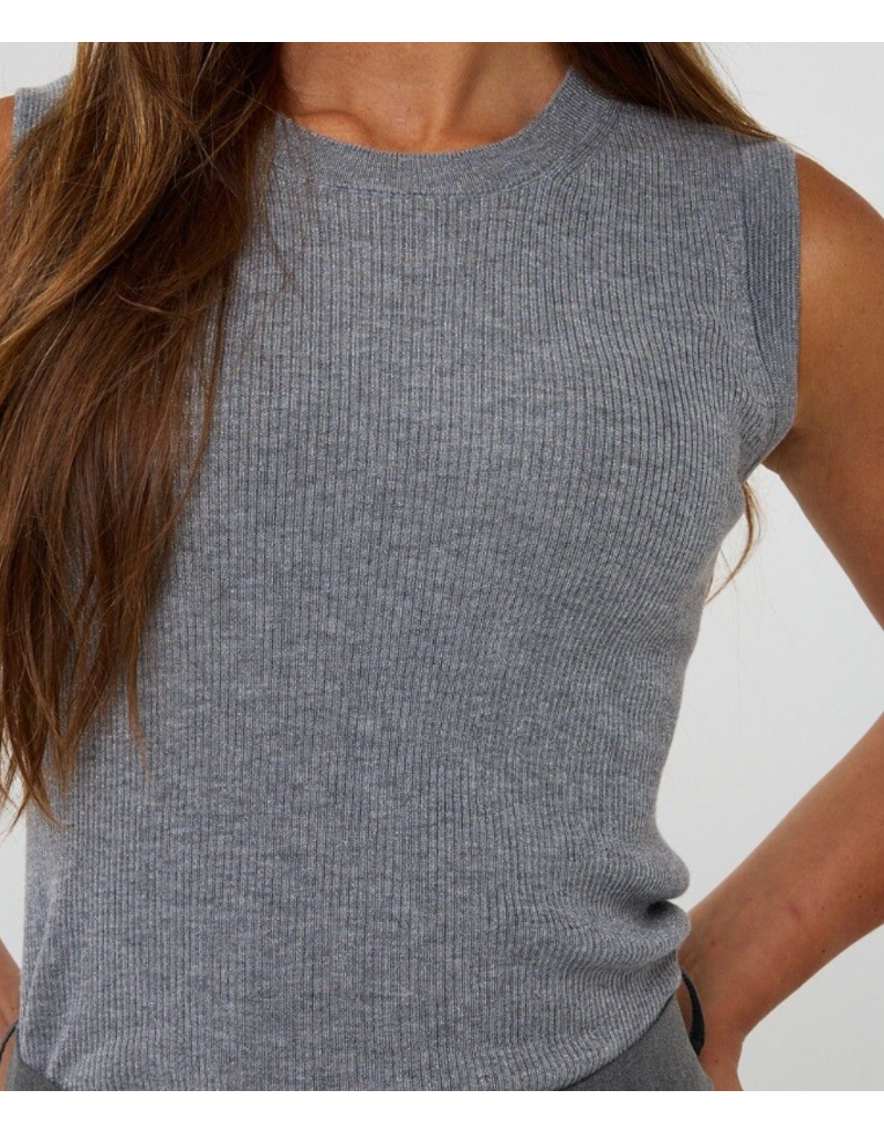 RIBBED SWEATER TANK