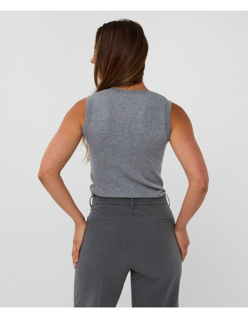 RIBBED SWEATER TANK