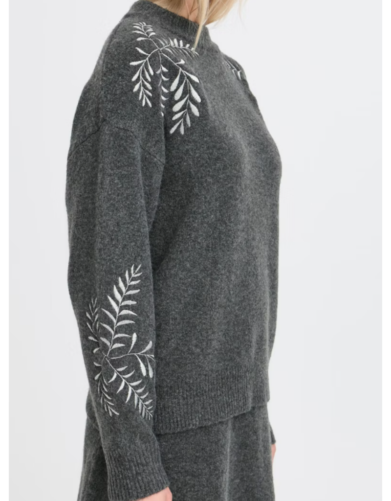 MAGGE EMBROIDERED SWEATER