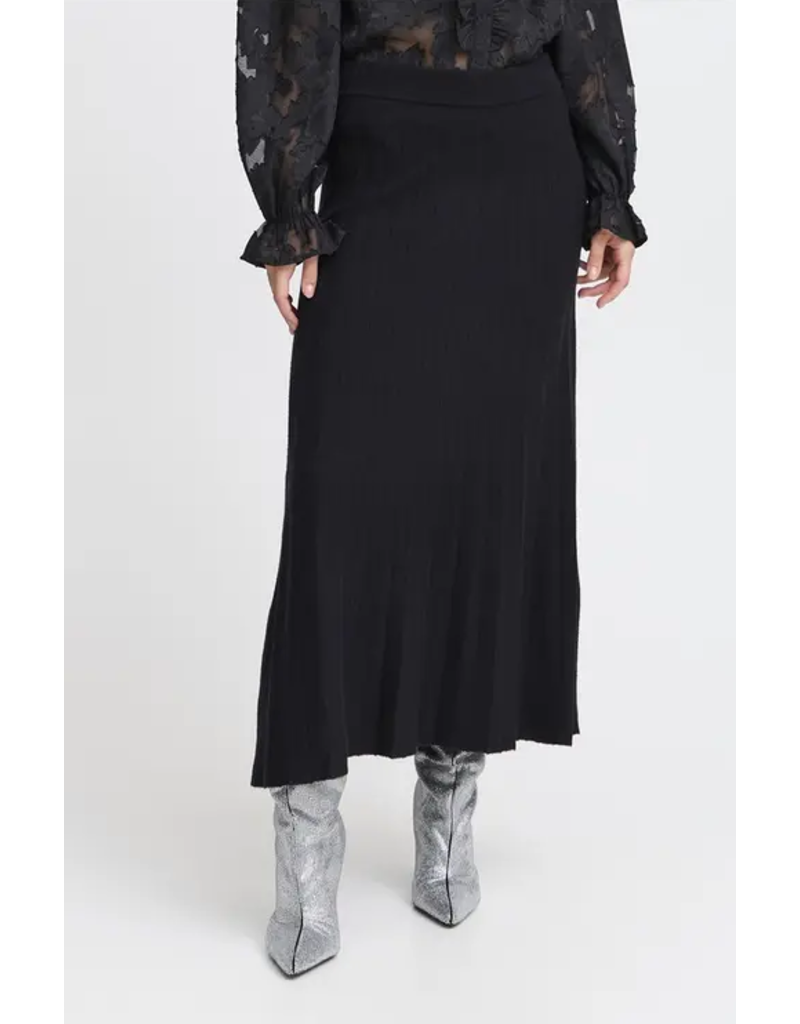 B. YOUN MARLIN PLISSE SKIRT