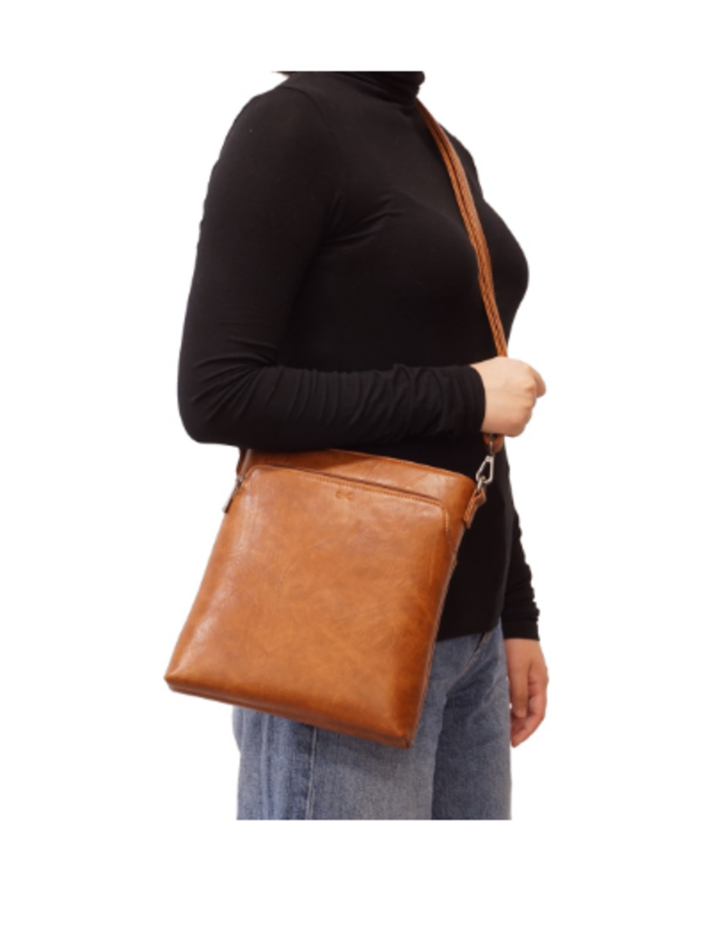 ADALYNN CROSSBODY