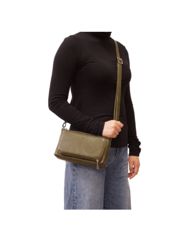 ANIKA CROSSBODY WALLET