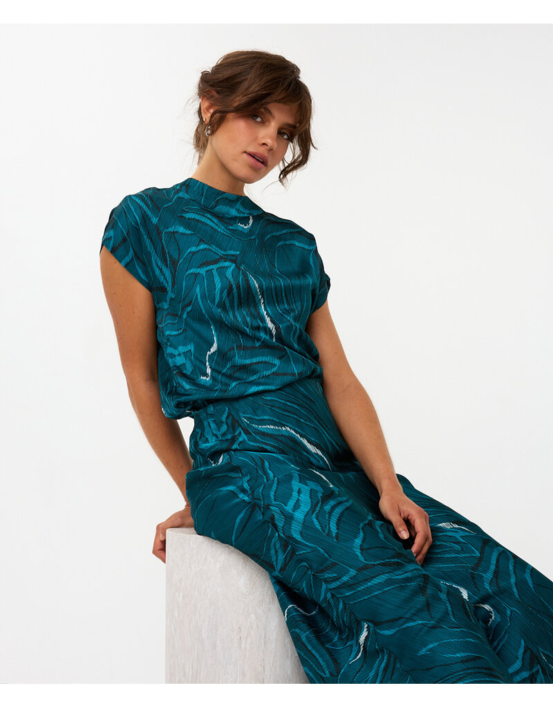 TEAL PATTERNED TOP
