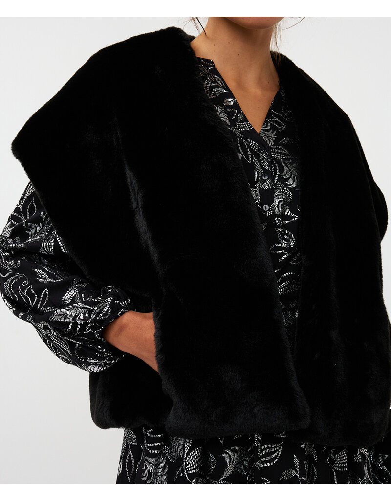 FAUX FUR GILET