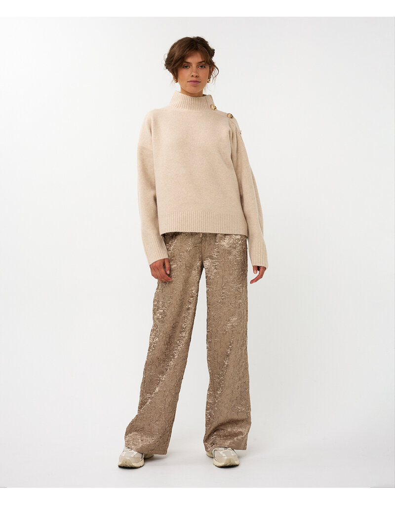 SWEATER w/SHOULDER BUTTONS BEIGE