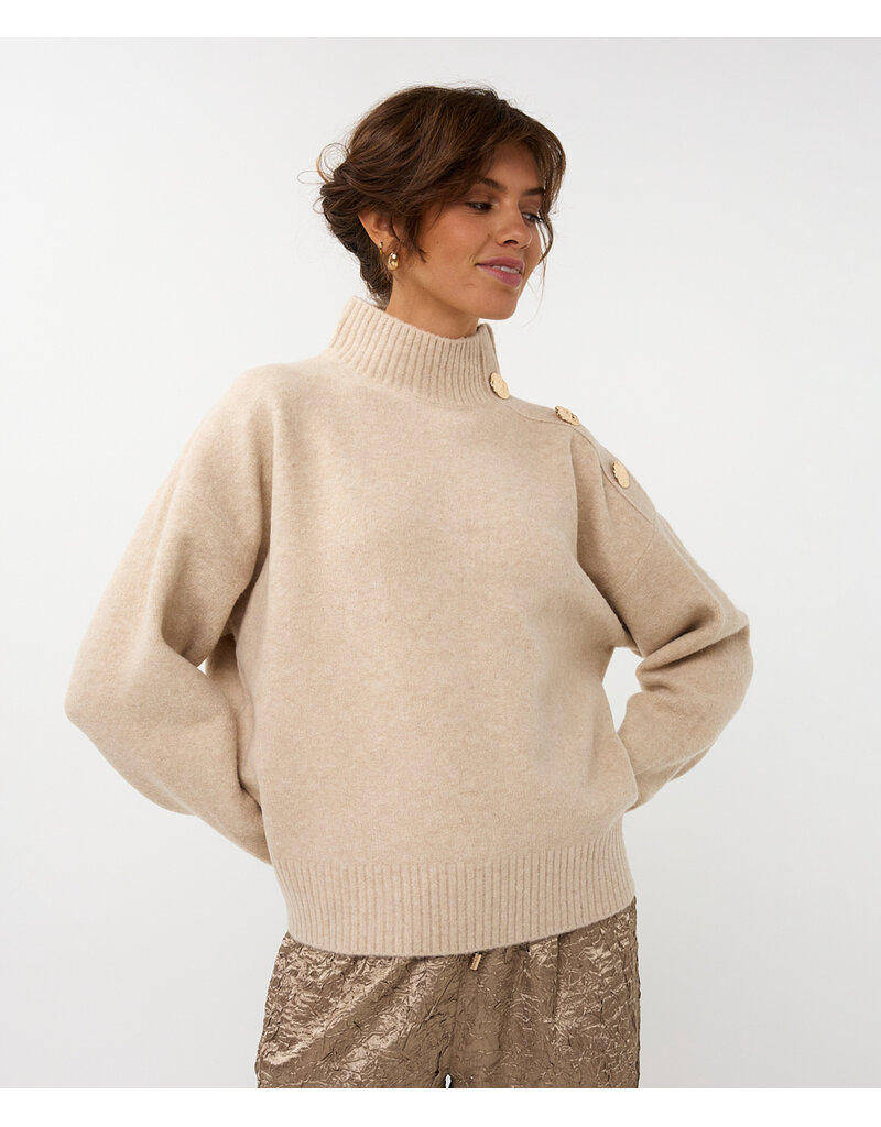 SWEATER w/SHOULDER BUTTONS BEIGE