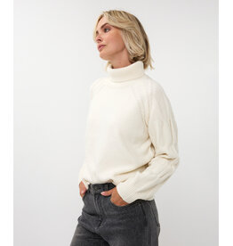 CREAM SWEATER w/CABLE SLEEVE - COTTON BLND