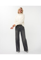 CREAM SWEATER w/CABLE SLEEVE - COTTON BLND