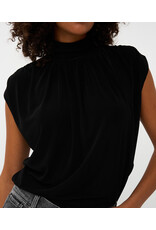 TOP w/GATHERED FRONT BLACK